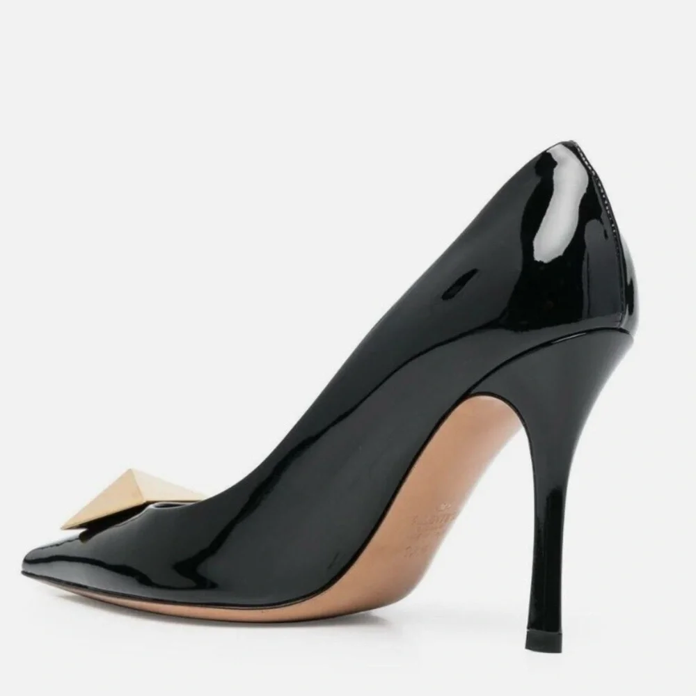 NEW Valentino Garavani One Stud Pointy-toe Patent Leather Pumps. 7.5 US/37.5 EU - Picture 9 of 13